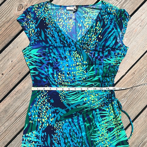 Evan-Picone wrap-style ruched stretch dress 6-8 - Picture 8 of 10